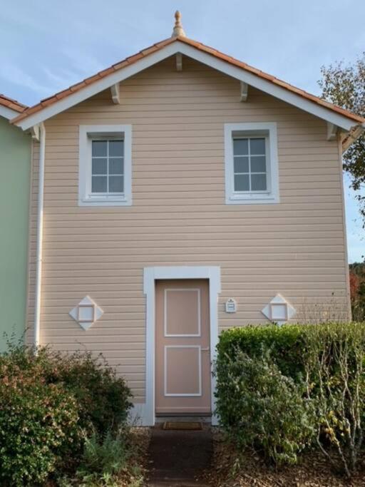 Charmante Maison De Vacances Avec Acces Piscine Talmont-Saint-Hilaire エクステリア 写真